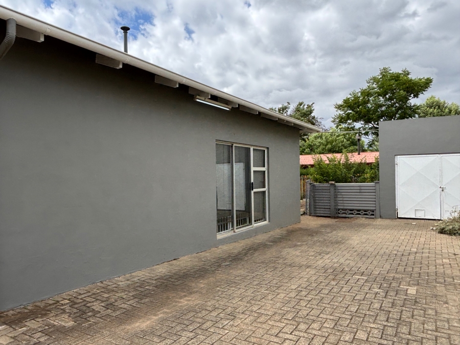 4 Bedroom Property for Sale in Dan Pienaar Free State